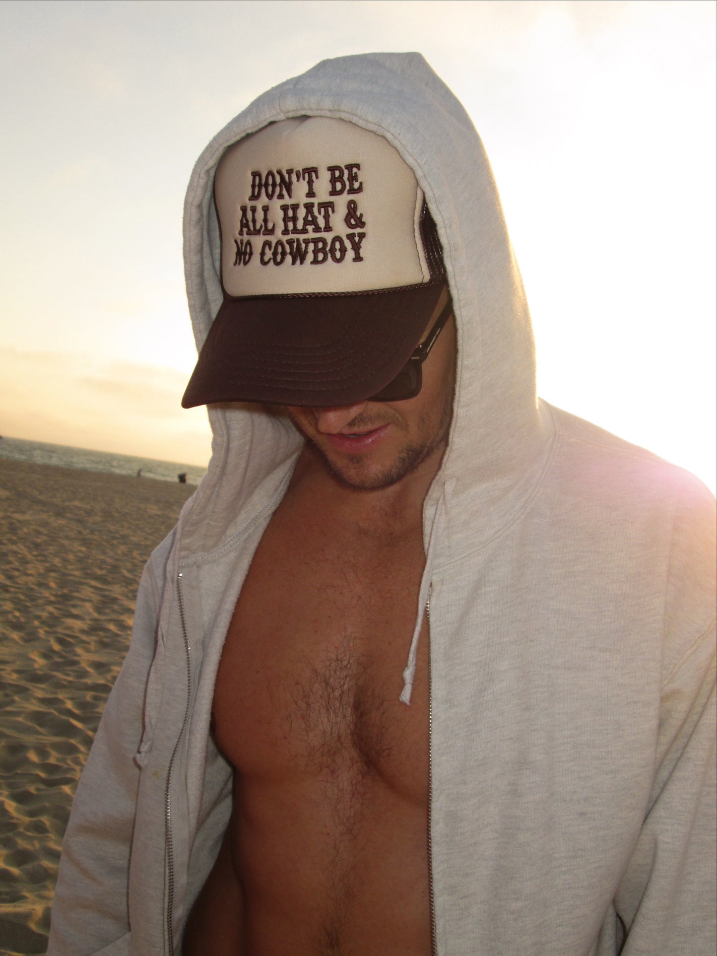 COWBOY TRUCKER HAT